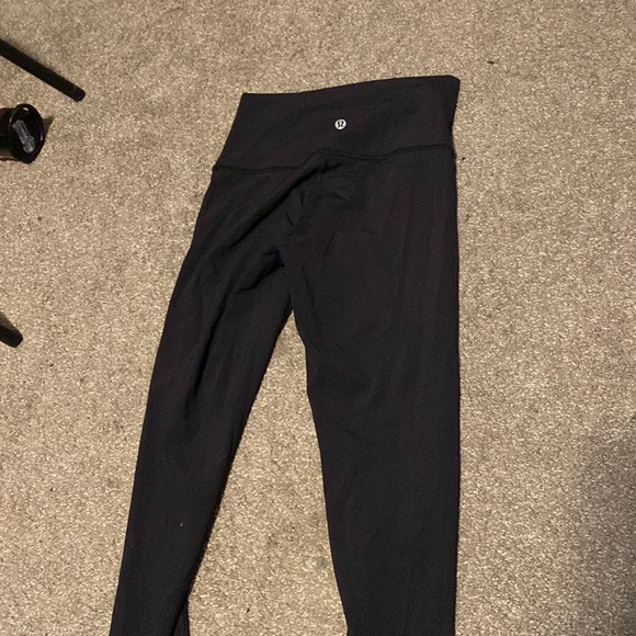 black lululemon leggings - Picture 2 of 3